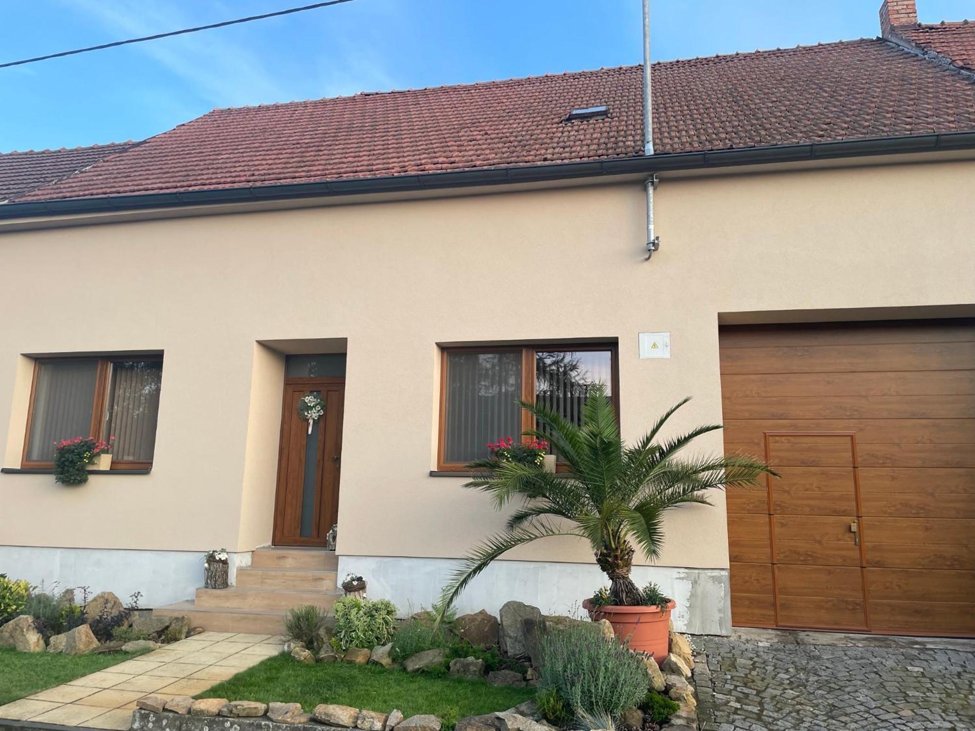 Rodinny Penzion Kohoutek Hovorany Exterior photo